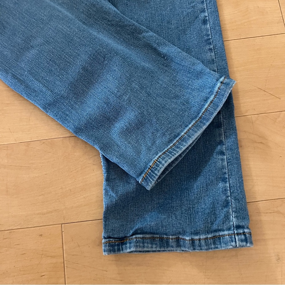 502 Levi’s 30x34 - Picture 6 of 13